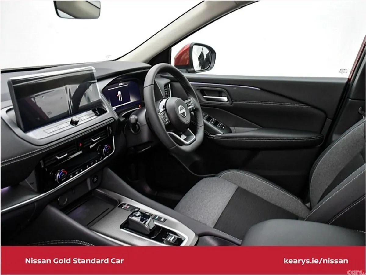 Nissan Qashqai SUV, Petrol Hybrid, 2026, Red