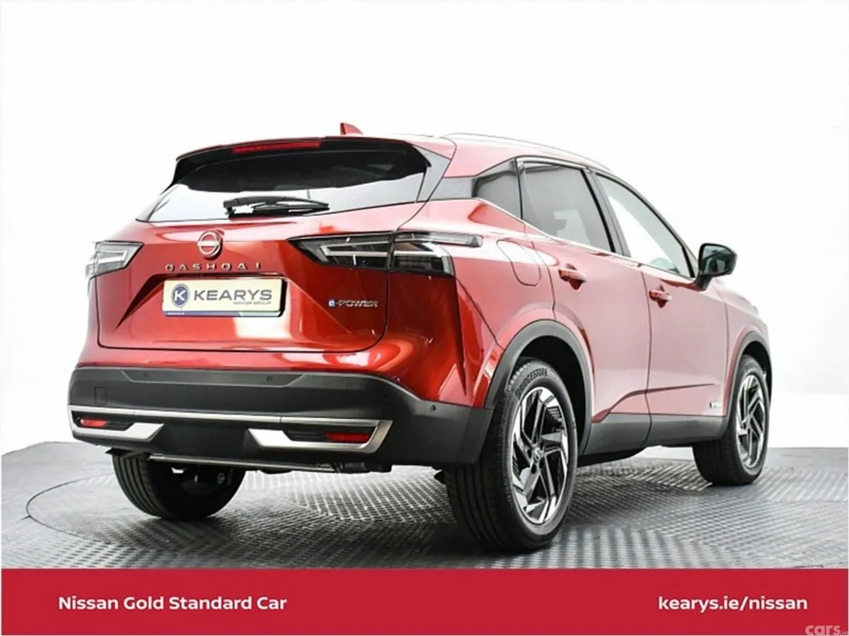 Nissan Qashqai SUV, Petrol Hybrid, 2026, Red