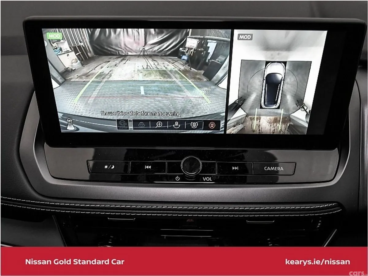 Nissan Qashqai SUV, Petrol Hybrid, 2026, Red