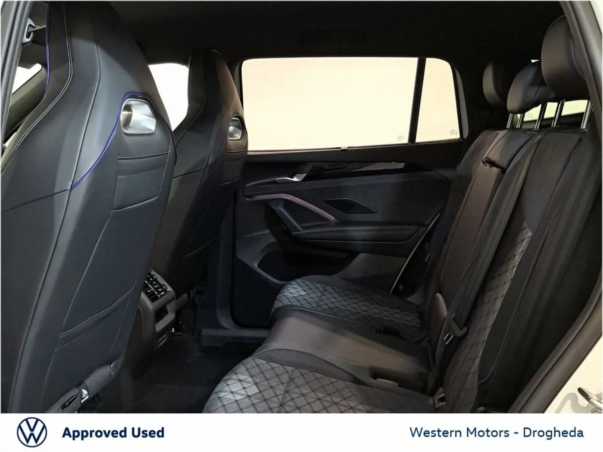 Volkswagen Tayron Estate, Petrol Plug-in Hybrid, 2026, White