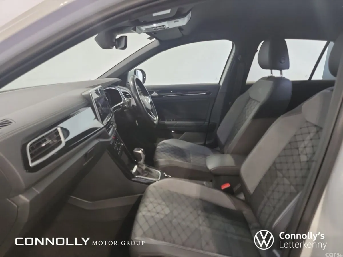 Volkswagen T-Roc SUV, Petrol, 2023, White
