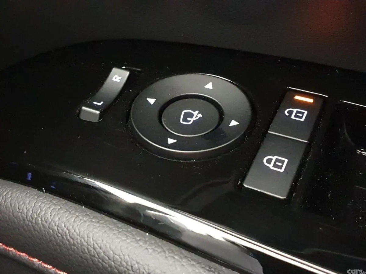 Hyundai Tucson SUV, Petrol Plug-in Hybrid, 2025, Silver