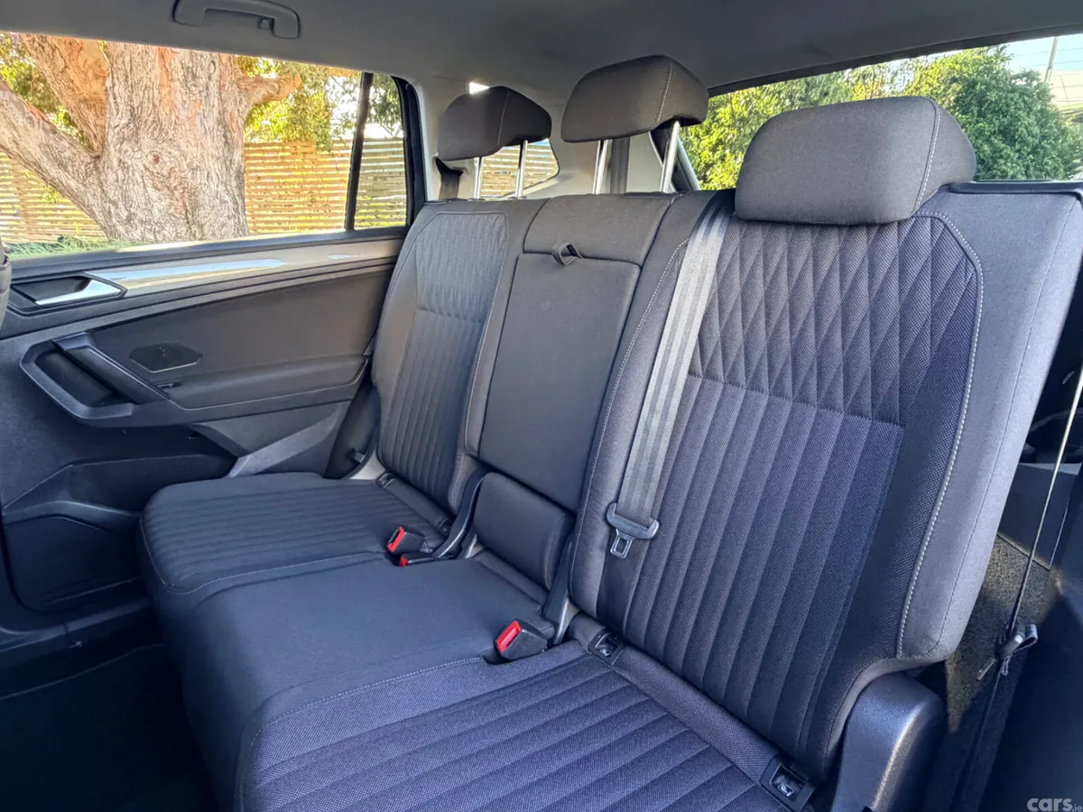 Volkswagen Tiguan Allspace SUV, Diesel, 2023, Black