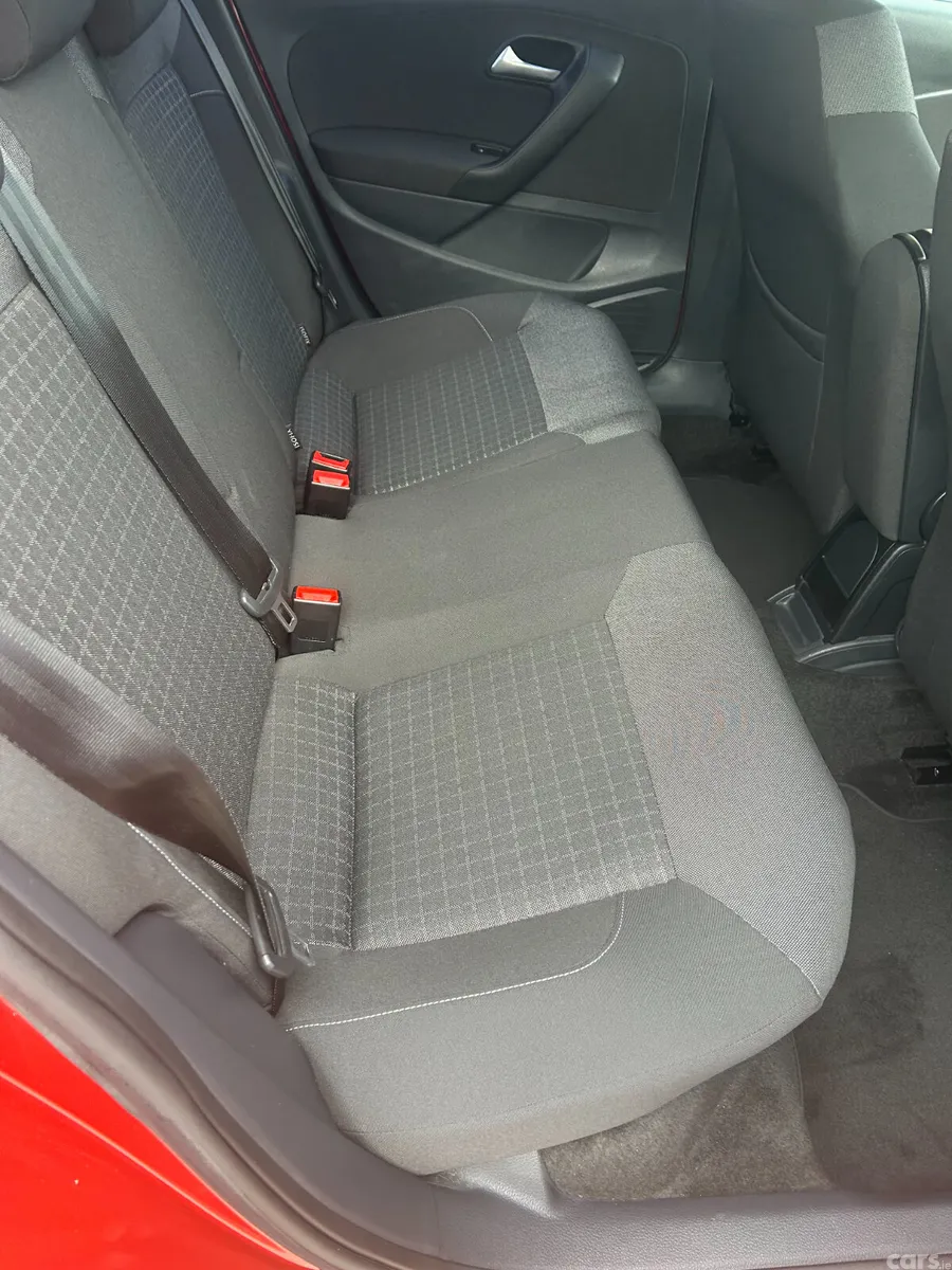 Volkswagen Polo Hatchback, Petrol, 2015, Red
