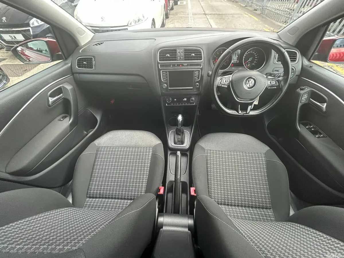 Volkswagen Polo Hatchback, Petrol, 2015, Red