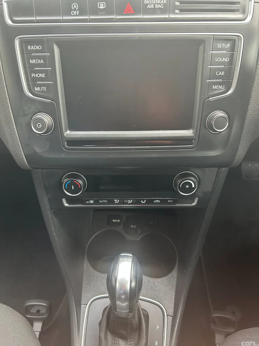 Volkswagen Polo Hatchback, Petrol, 2015, Red
