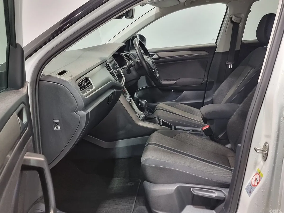 Volkswagen T-Roc SUV, Diesel, 2021, White