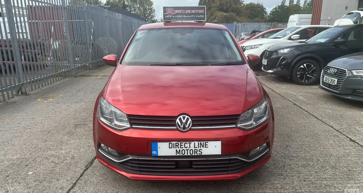 Volkswagen Polo Hatchback, Petrol, 2015, Red