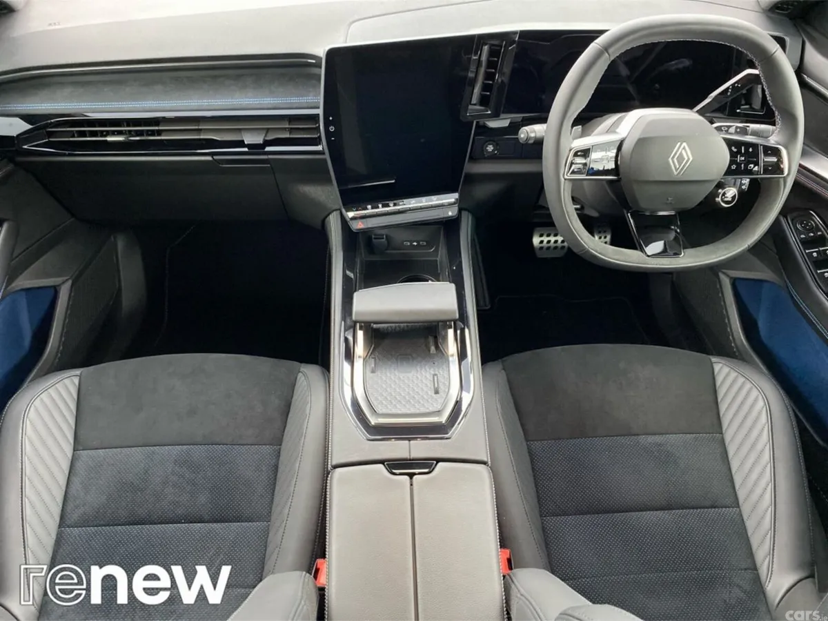 Renault Rafale SUV, Petrol Hybrid, 2025, Blue