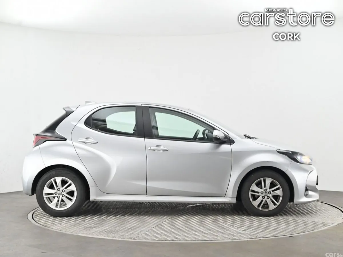 Toyota Yaris Hatchback, Petrol, 2024, Grey