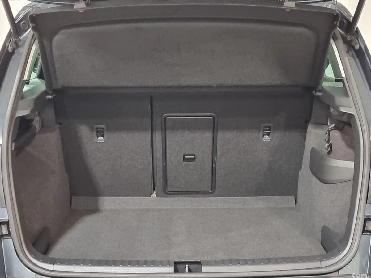 Skoda Karoq SUV, Diesel, 2021, Grey