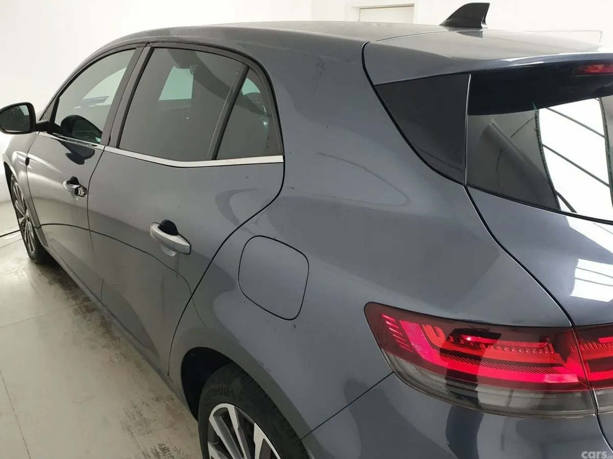 Renault Megane Hatchback, Petrol Plug-in Hybrid, 2022, Grey