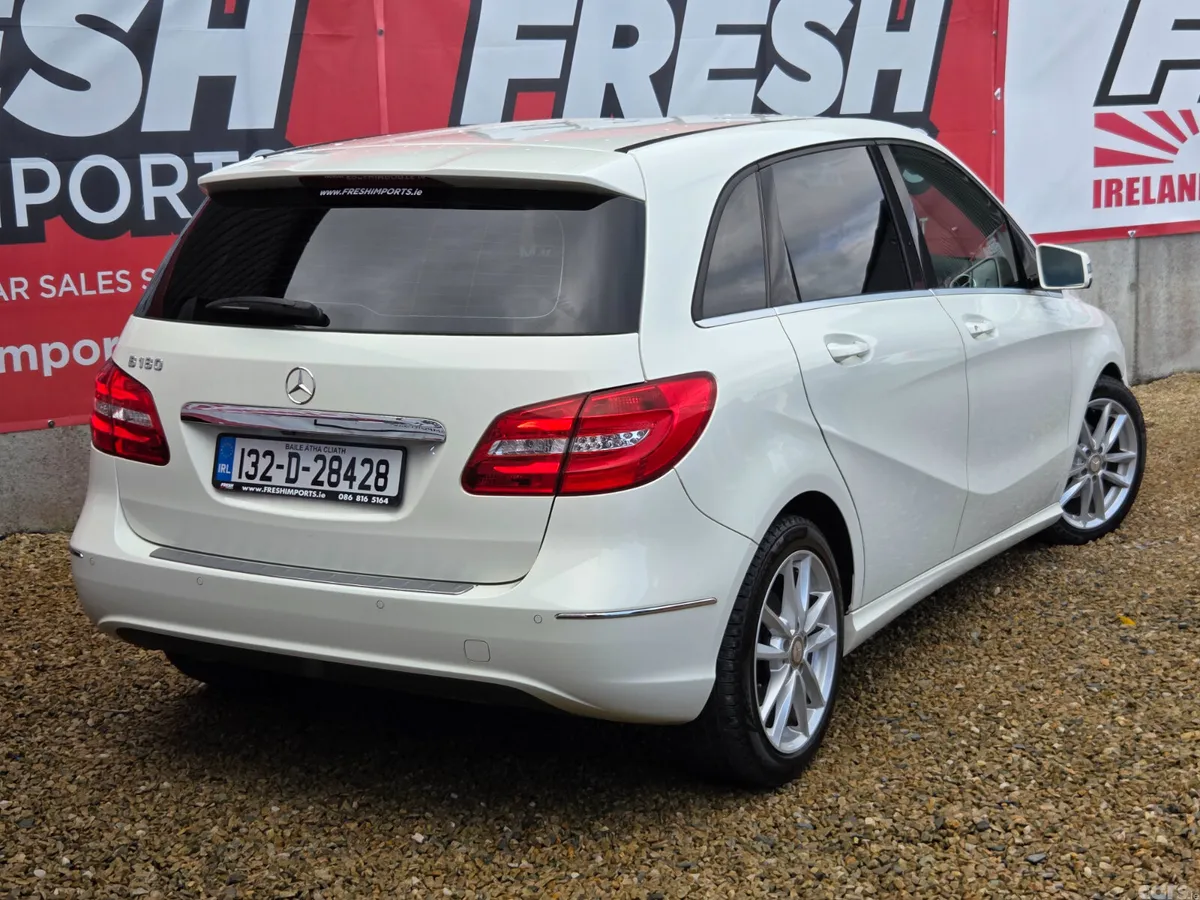 Mercedes-Benz B-Class Hatchback, Petrol, 2013, White