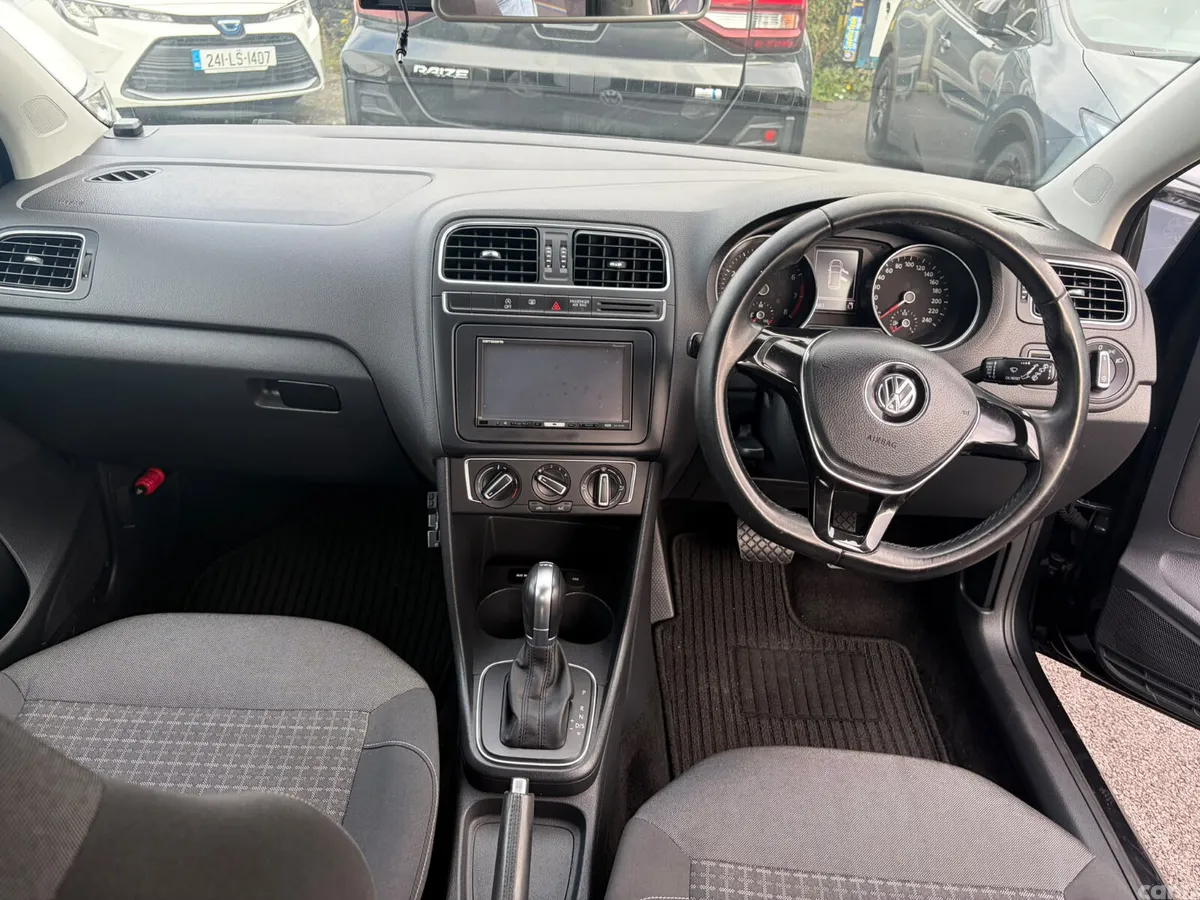 Volkswagen Polo Hatchback, Petrol, 2015, Black