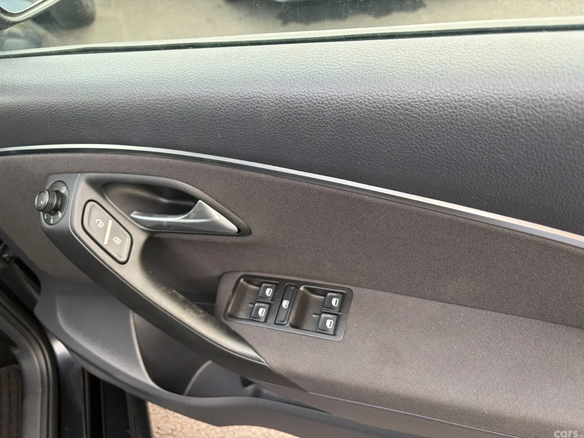 Volkswagen Polo Hatchback, Petrol, 2015, Black