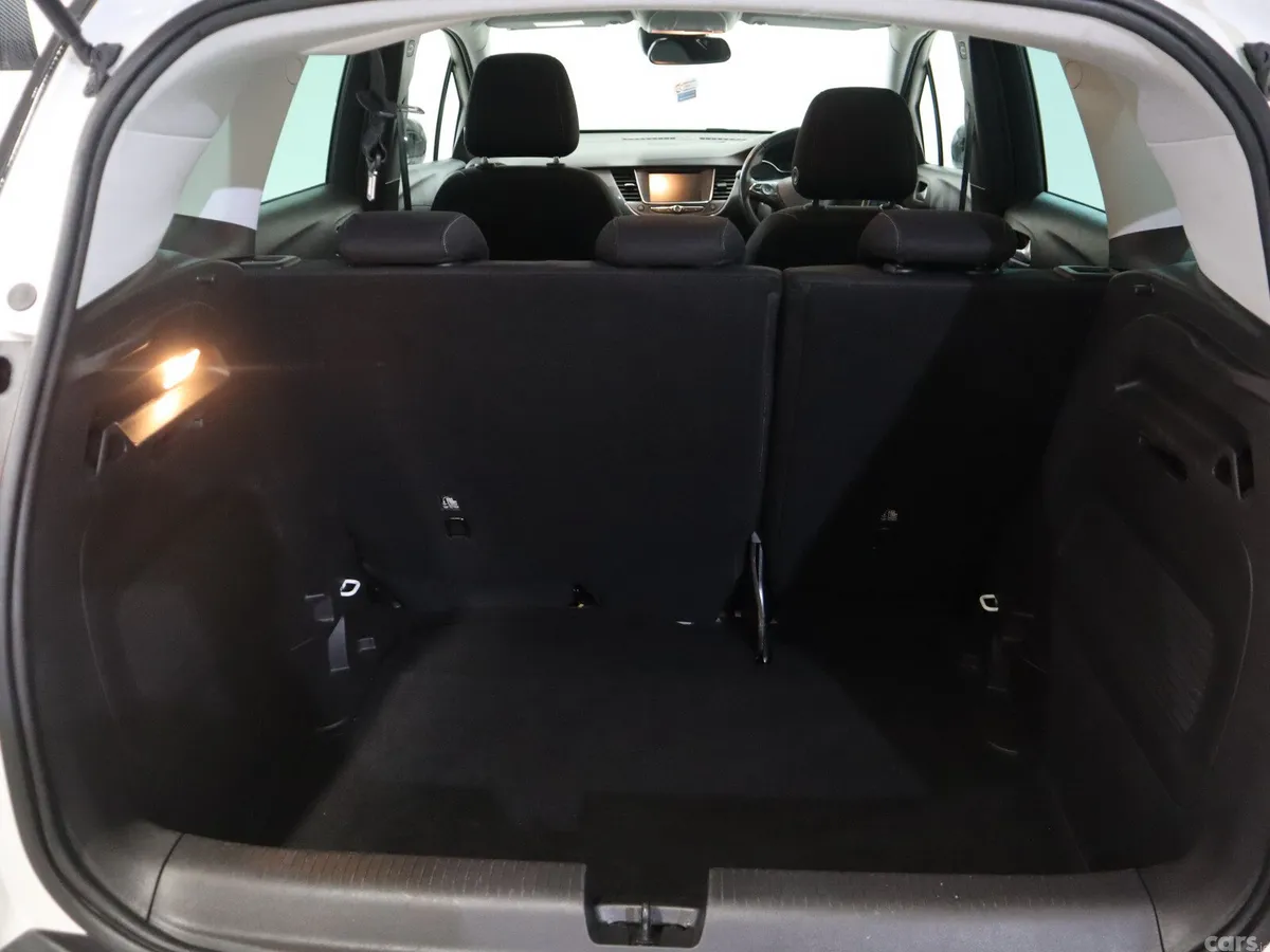 Opel Crossland X SUV, Petrol, 2023, White