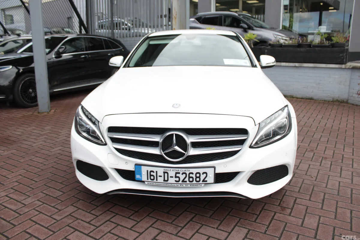 Mercedes-Benz C-Class Saloon, Petrol Plug-in Hybrid, 2016, White