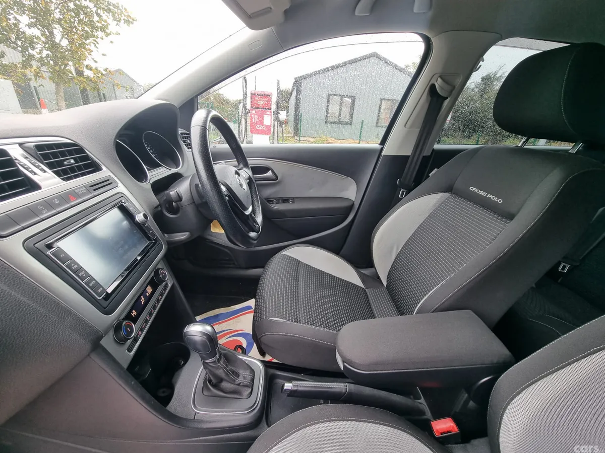 Volkswagen Polo Hatchback, Petrol, 2015, Black