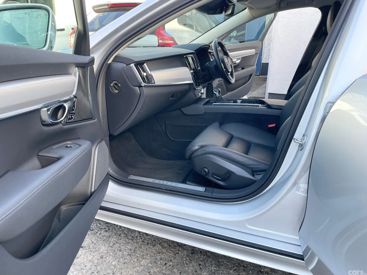 Volvo S90 Saloon, Diesel, 2020, Silver
