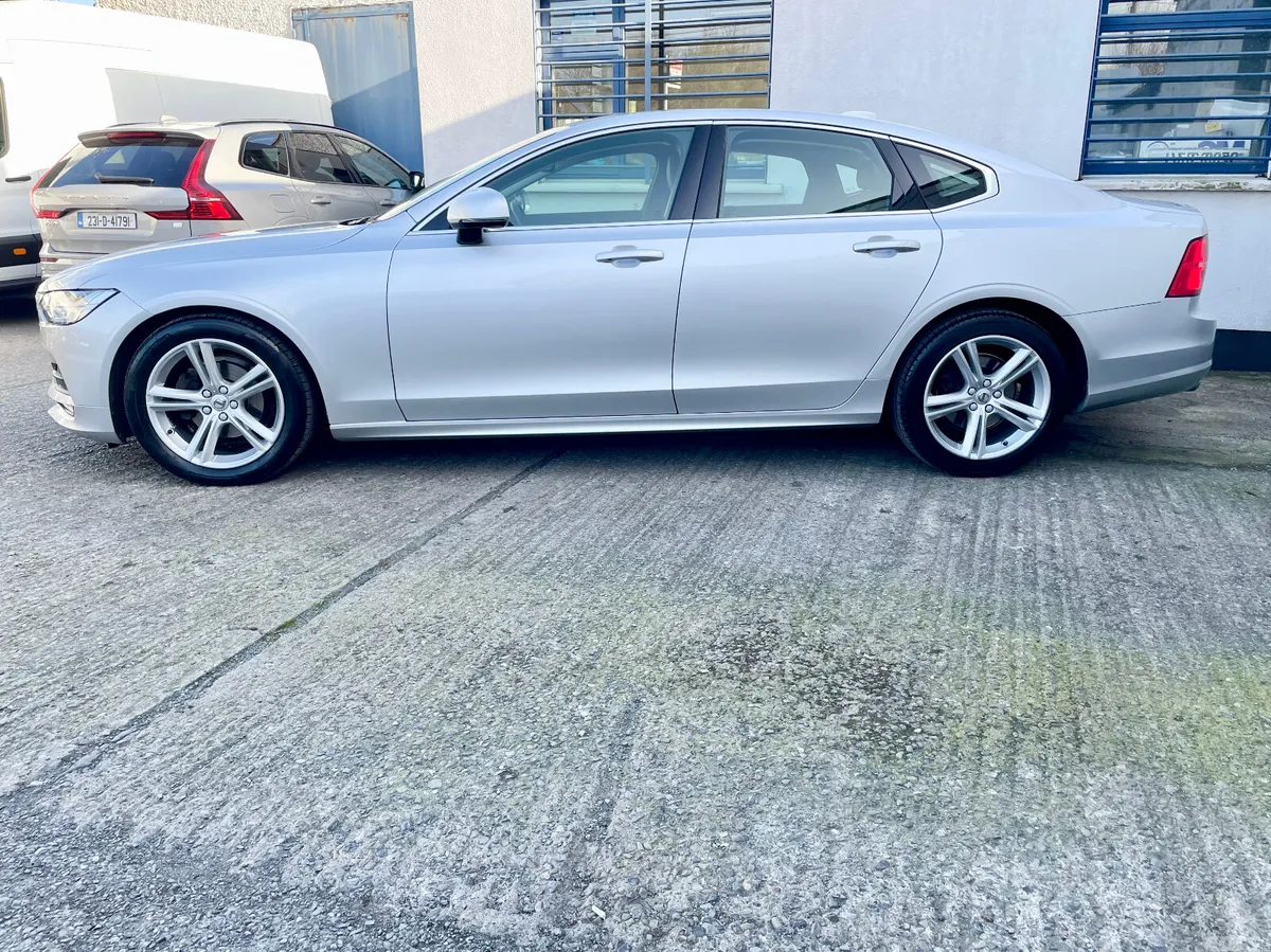 Volvo S90 Saloon, Diesel, 2020, Silver