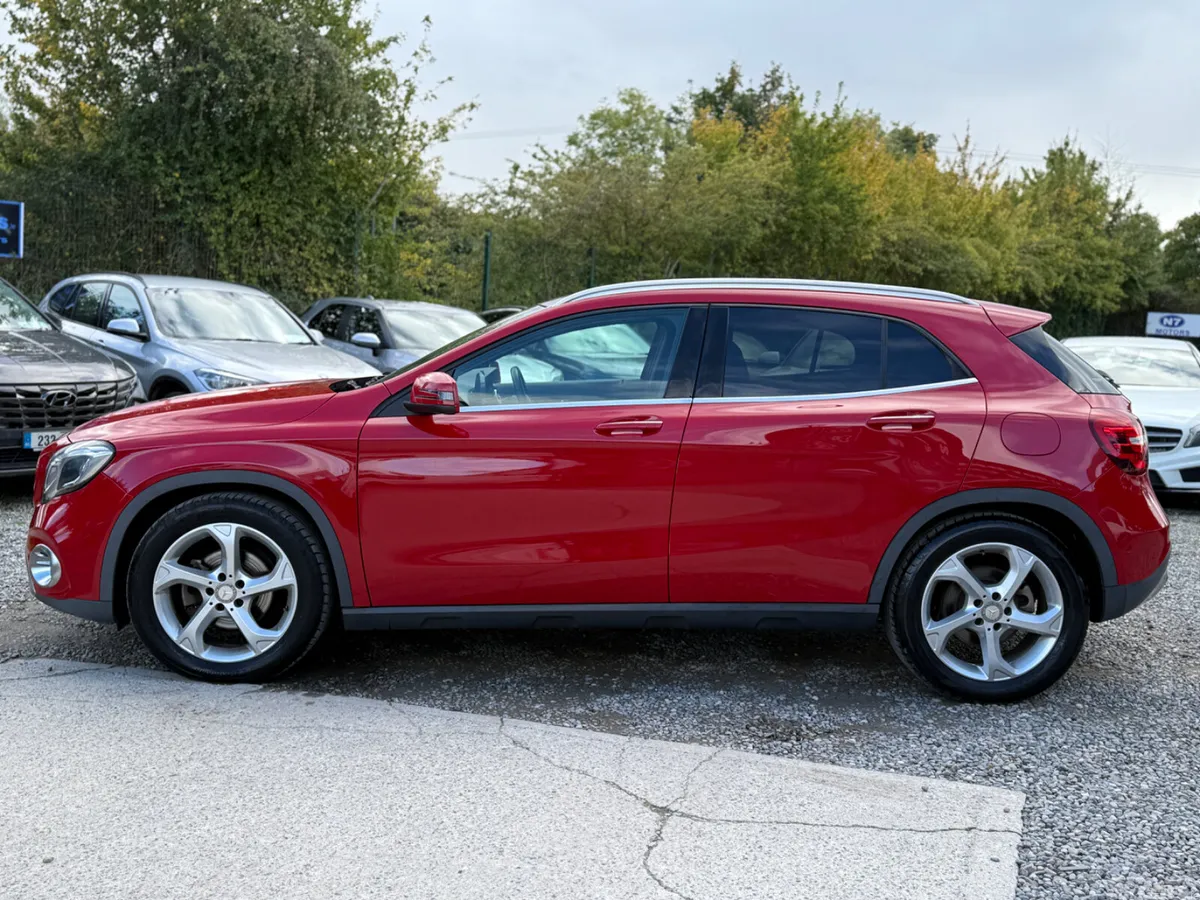 Mercedes-Benz GLA SUV, Petrol, 2017, Red