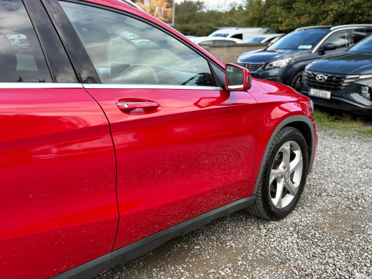 Mercedes-Benz GLA SUV, Petrol, 2017, Red