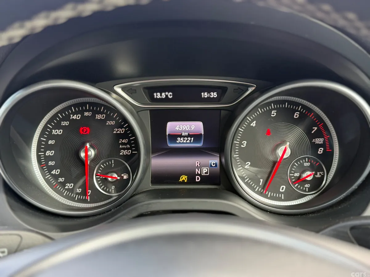 Mercedes-Benz GLA SUV, Petrol, 2017, Red