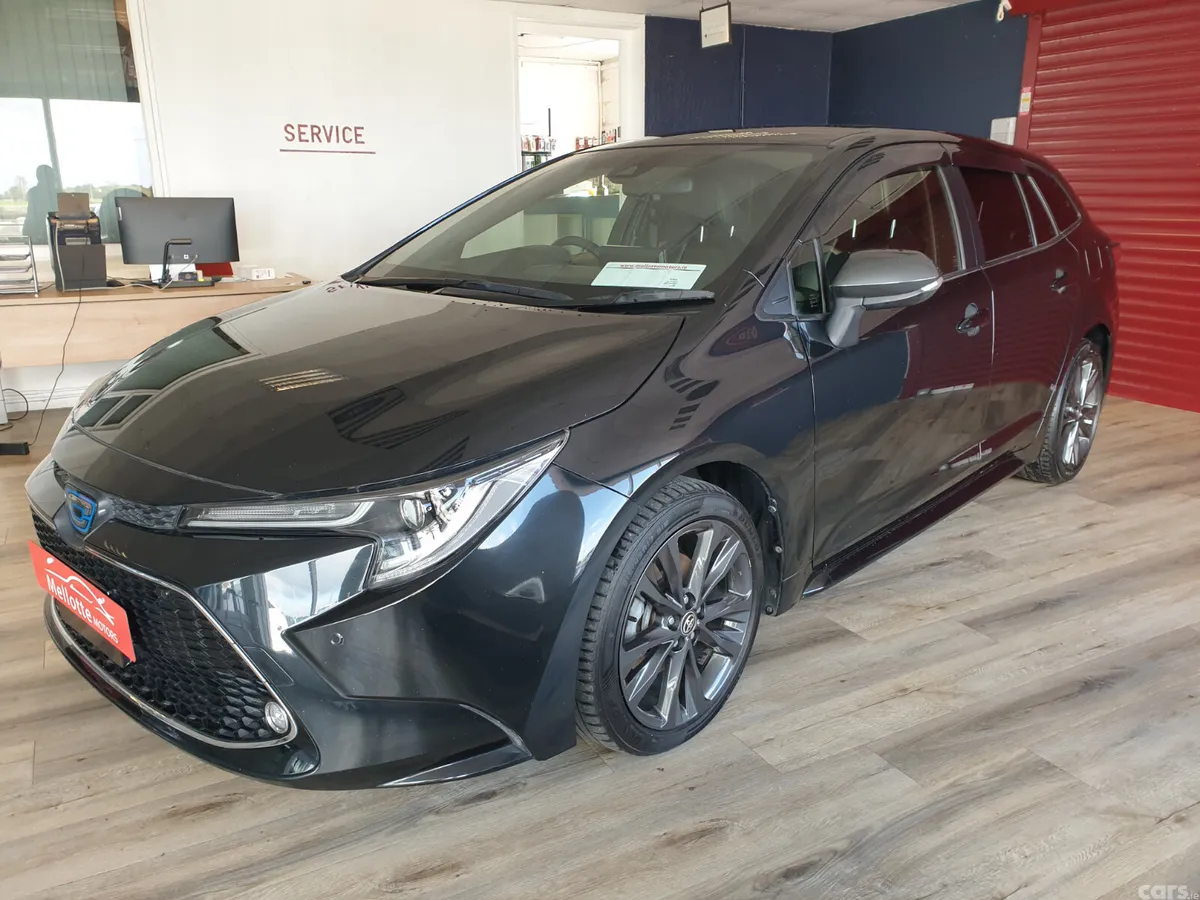 Toyota Corolla Estate, Petrol Hybrid, 2021, Black
