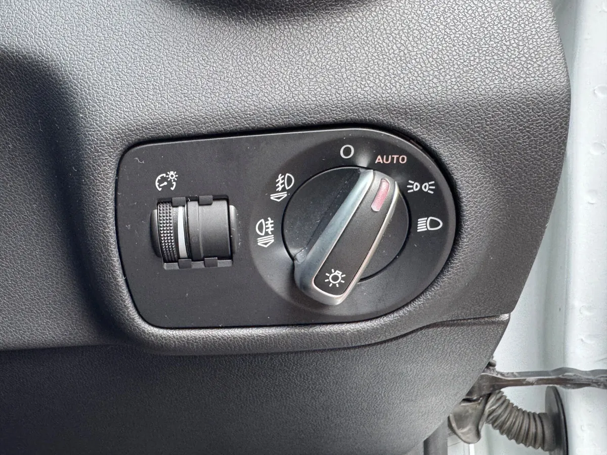 Audi A1 Hatchback, Petrol, 2012, White