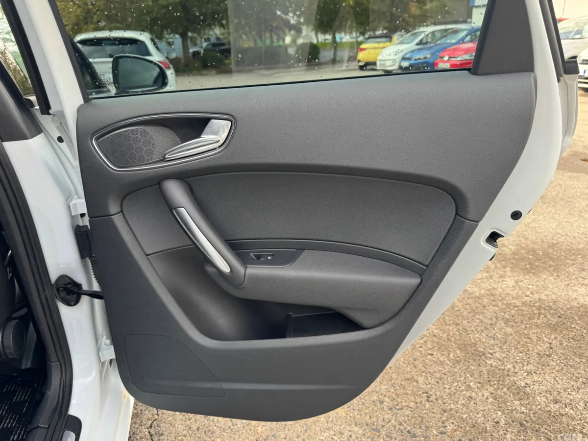 Audi A1 Hatchback, Petrol, 2012, White