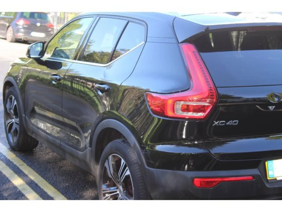 Volvo XC40 Estate, Petrol Hybrid, 2021, Black