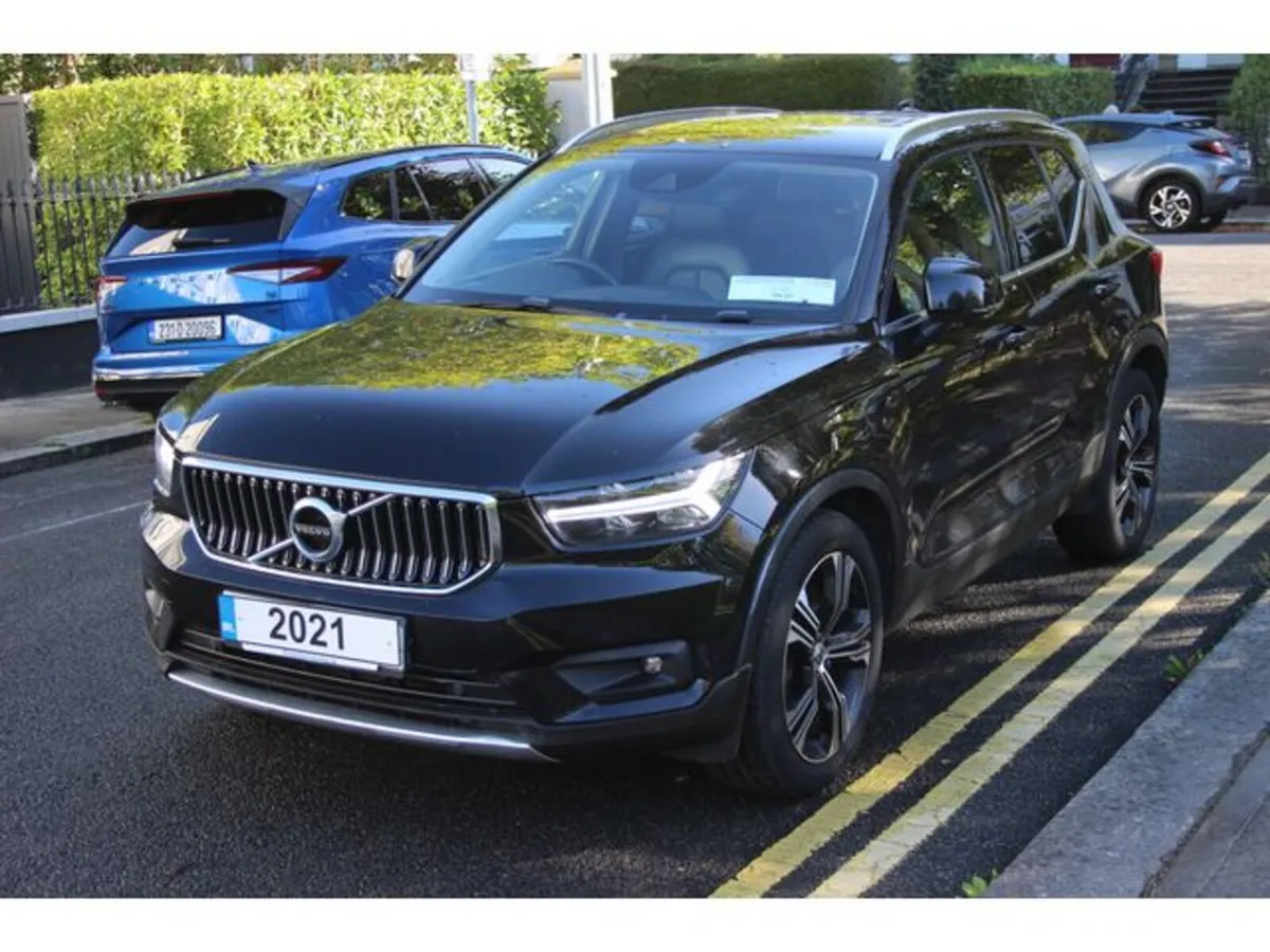 Volvo XC40 Estate, Petrol Hybrid, 2021, Black