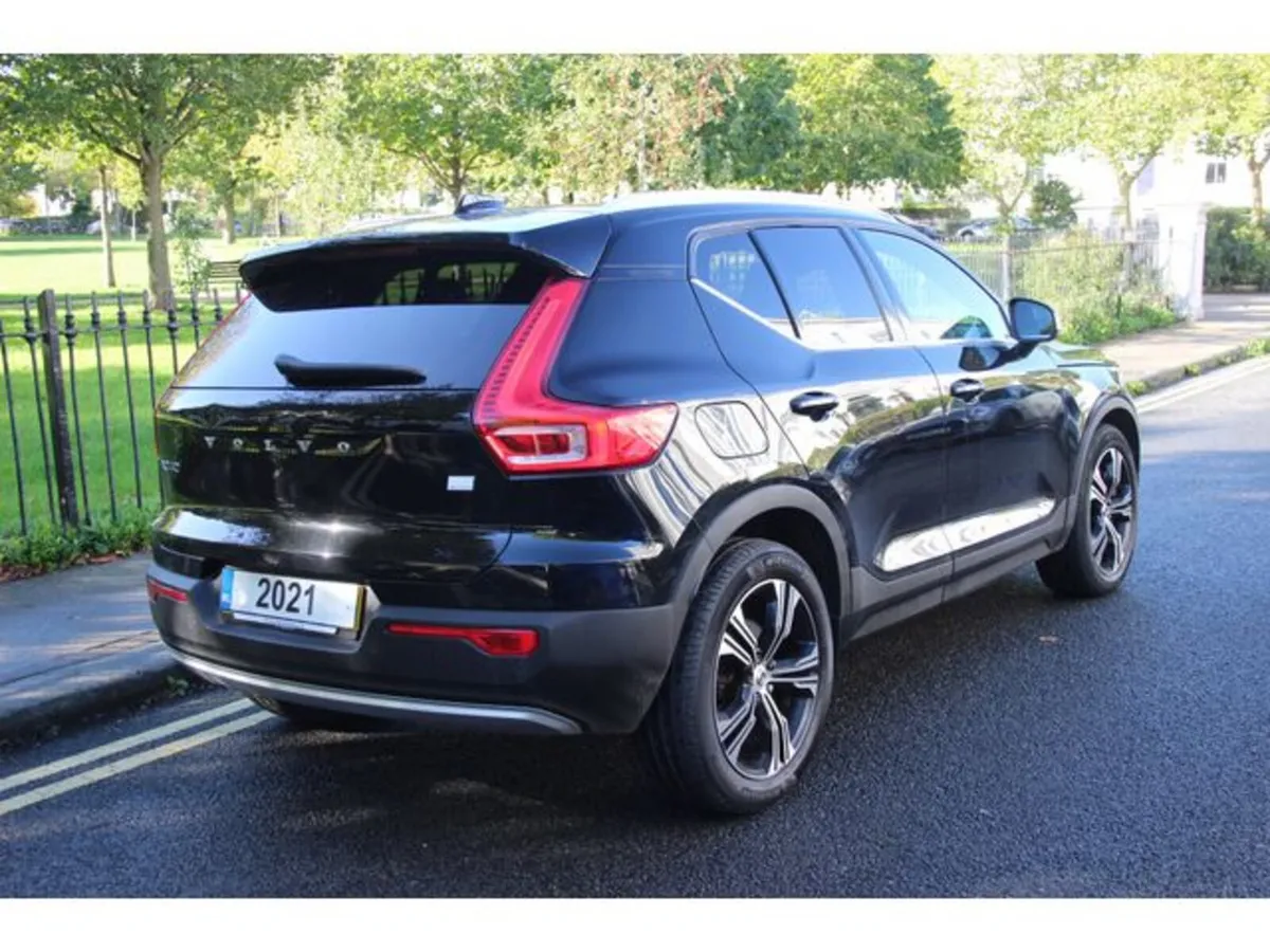 Volvo XC40 Estate, Petrol Hybrid, 2021, Black