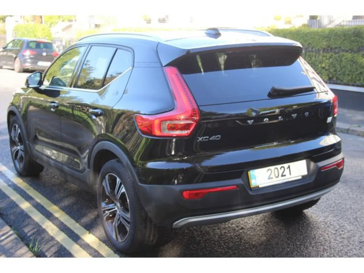 Volvo XC40 Estate, Petrol Hybrid, 2021, Black