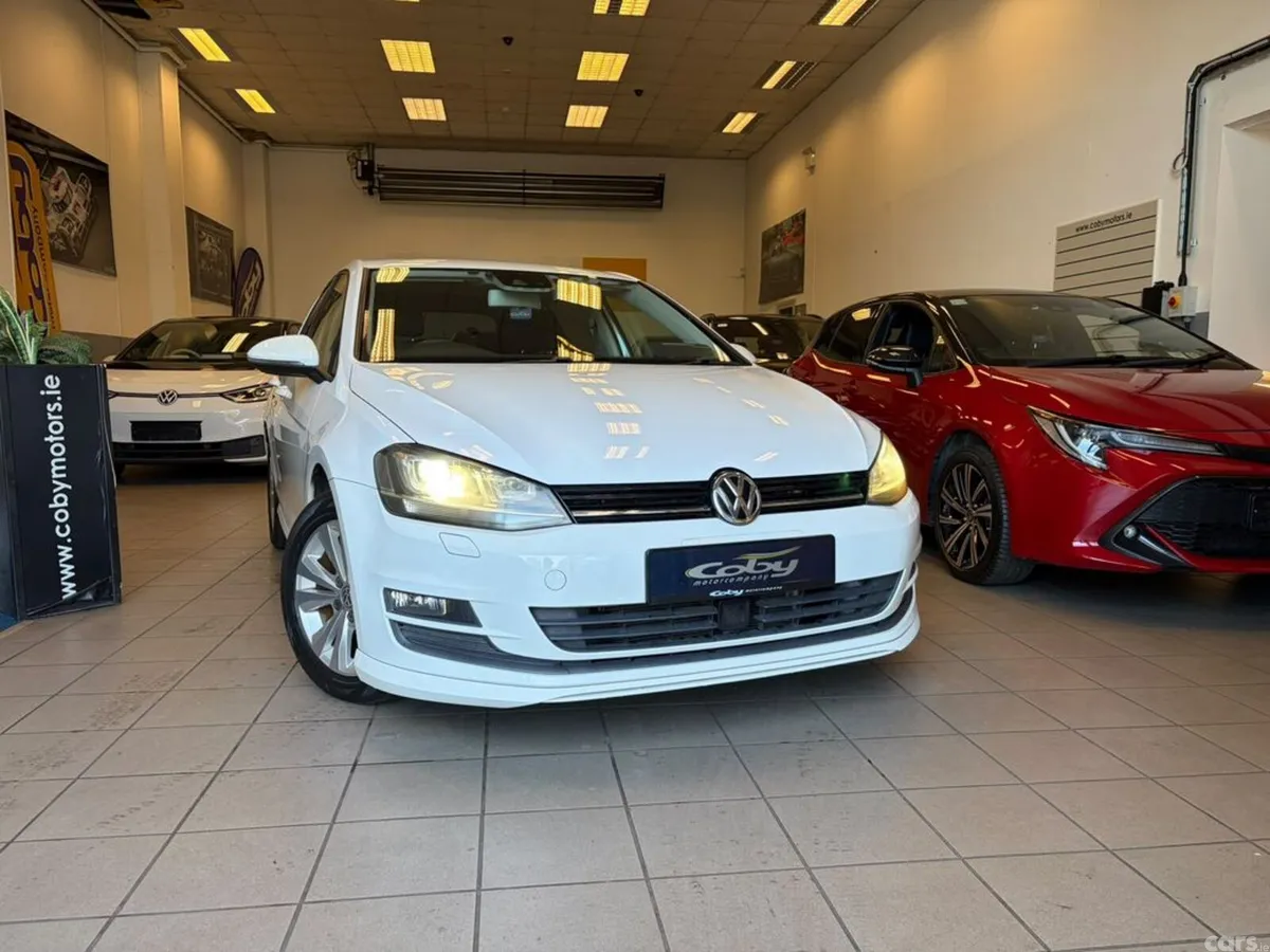 Volkswagen Golf Hatchback, Petrol, 2013, White