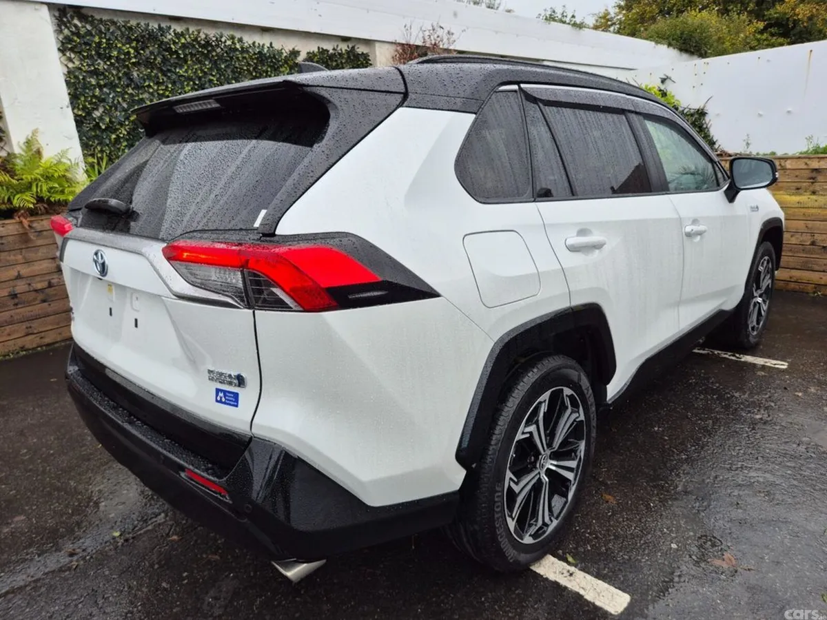 Toyota RAV4 SUV, Petrol Plug-in Hybrid, 2023, White