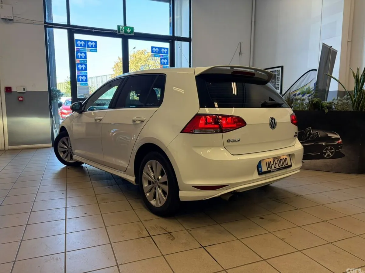 Volkswagen Golf Hatchback, Petrol, 2013, White