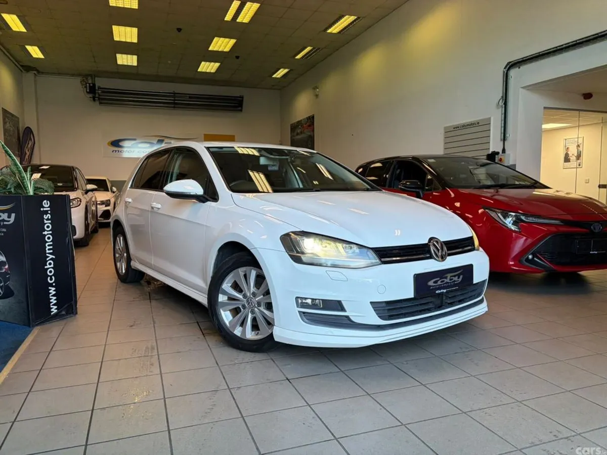 Volkswagen Golf Hatchback, Petrol, 2013, White