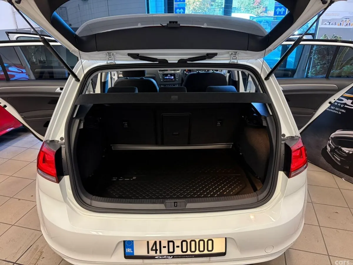 Volkswagen Golf Hatchback, Petrol, 2013, White