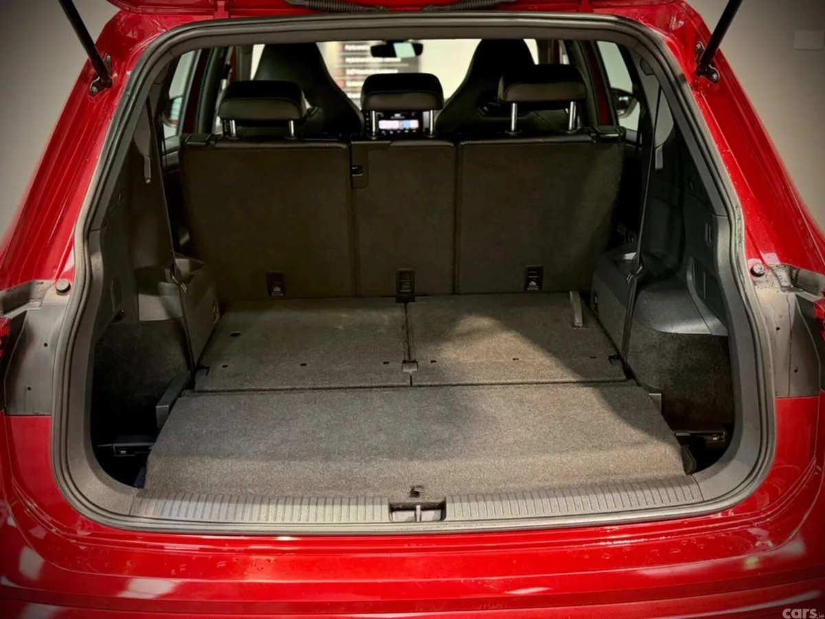 SEAT Tarraco Estate, Diesel, 2022, Red