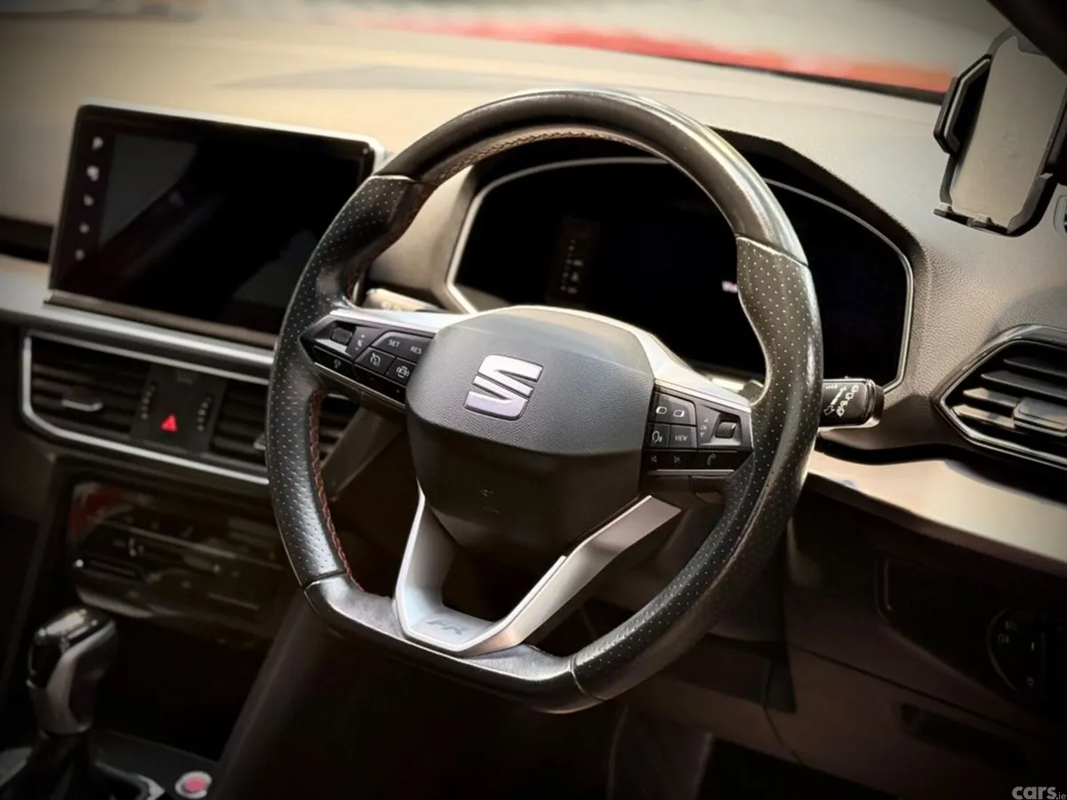 SEAT Tarraco Estate, Diesel, 2022, Red