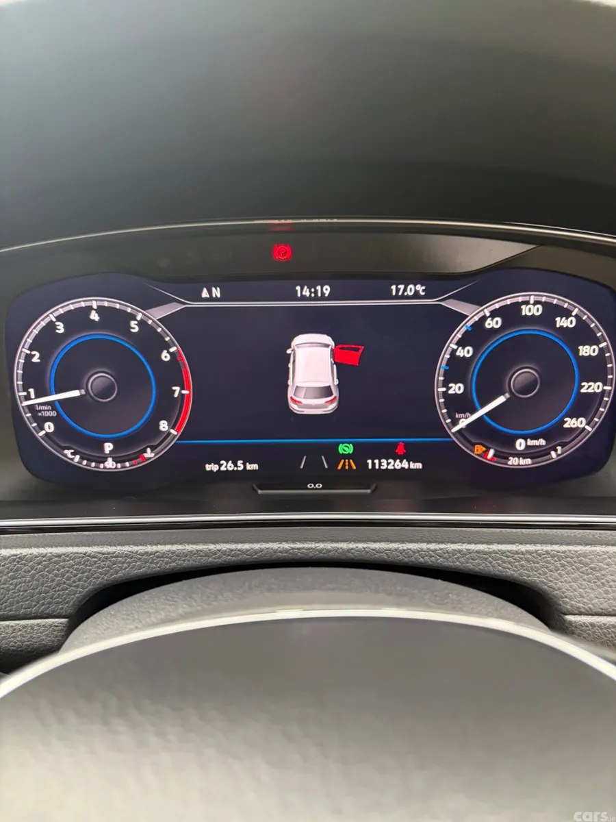 Volkswagen Golf Hatchback, Petrol, 2018, Silver