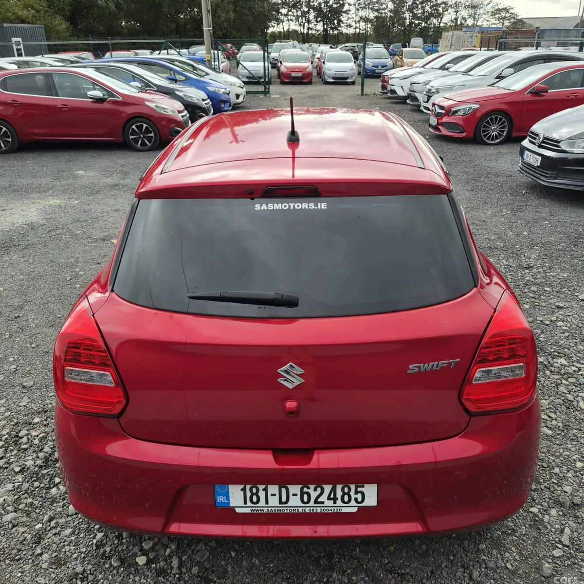Suzuki Swift Hatchback, Petrol, 2018, Red