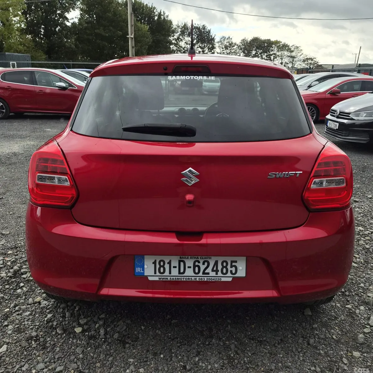 Suzuki Swift Hatchback, Petrol, 2018, Red