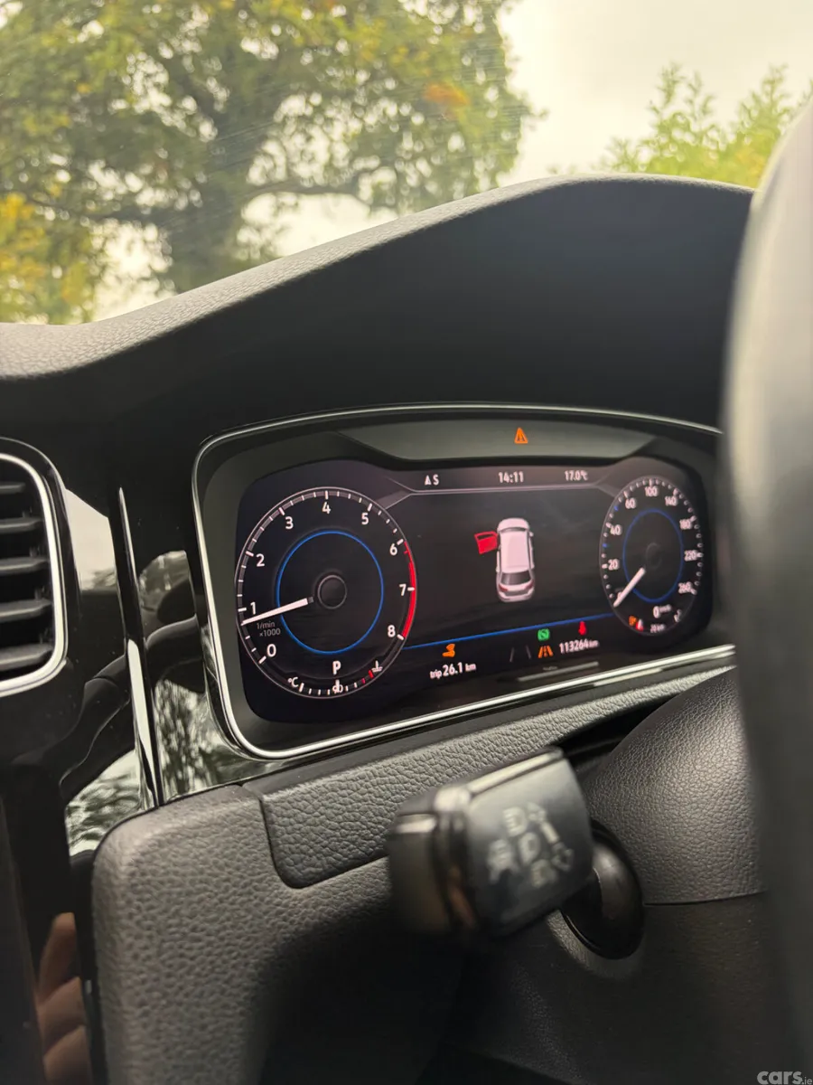 Volkswagen Golf Hatchback, Petrol, 2018, Silver