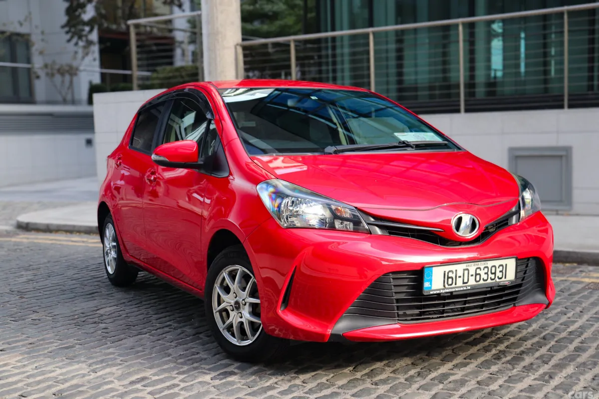 Toyota Vitz Hatchback, Petrol, 2016, Red