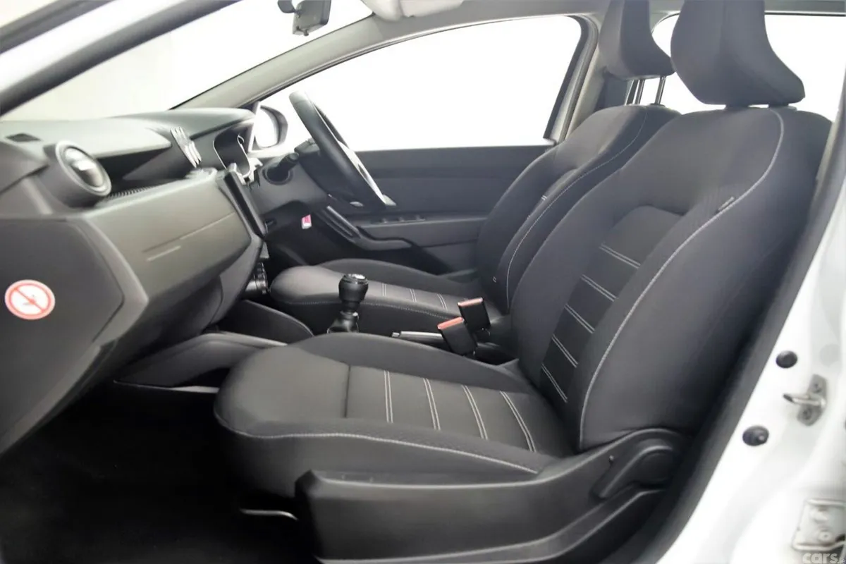 Dacia Duster SUV, Diesel, 2024, White