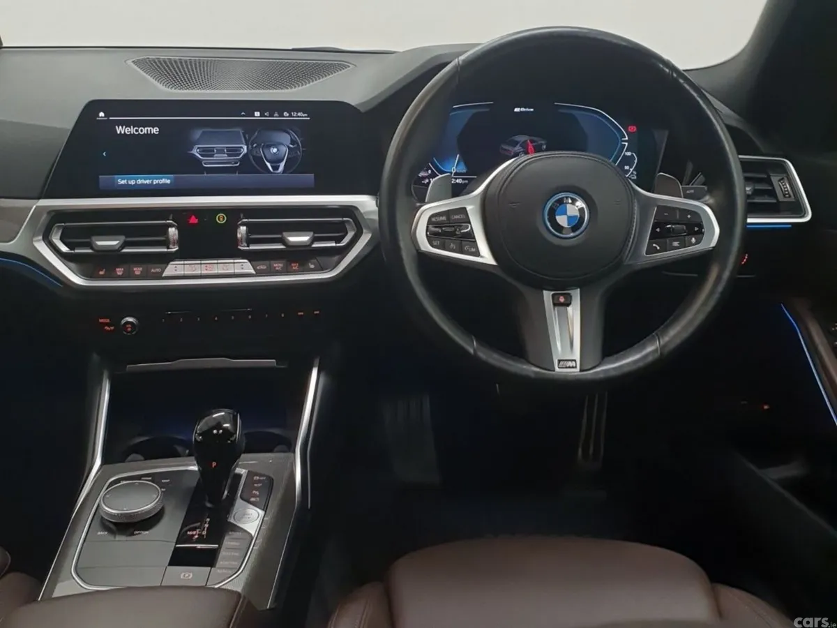 BMW 3-Series Saloon, Petrol Plug-in Hybrid, 2022, Grey