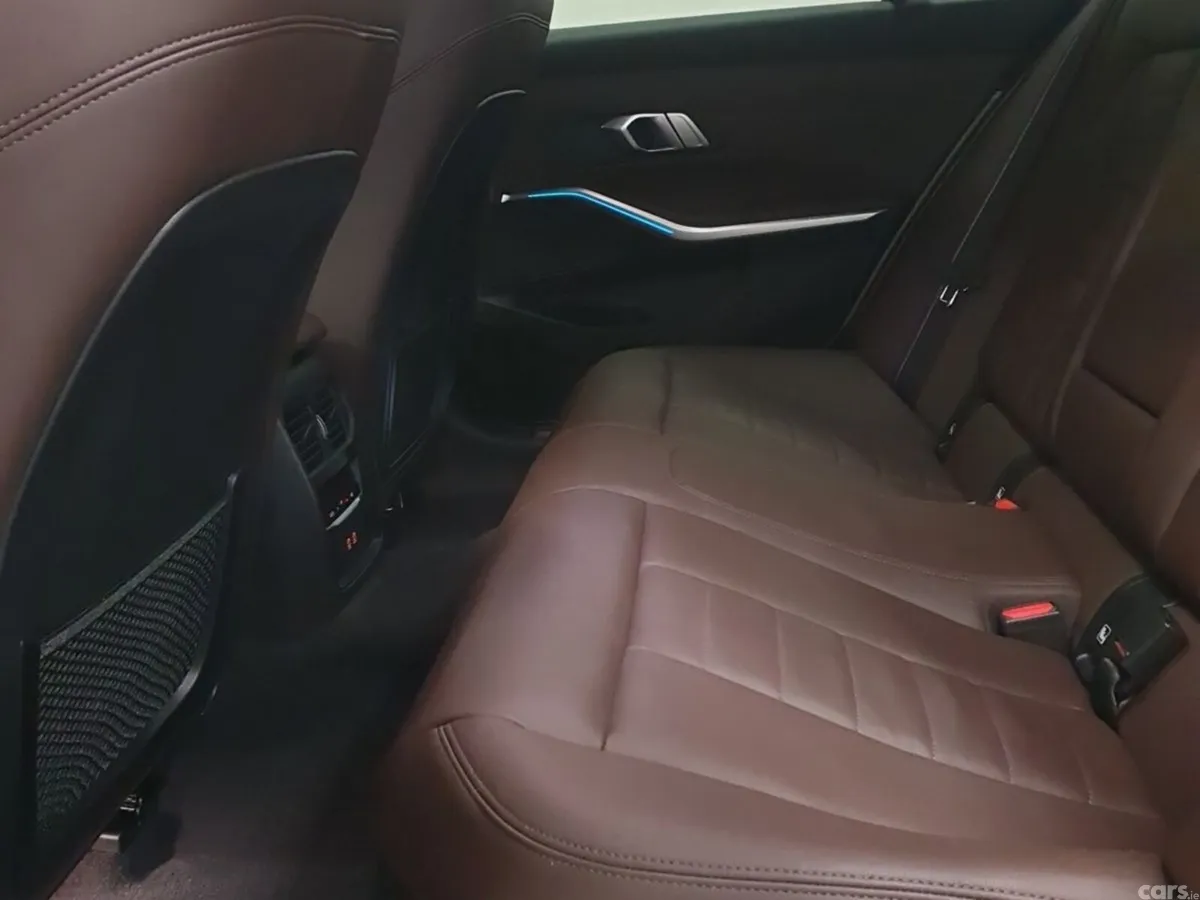 BMW 3-Series Saloon, Petrol Plug-in Hybrid, 2022, Grey