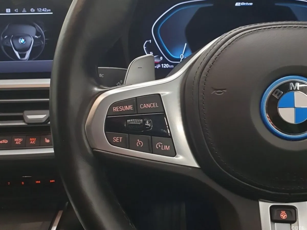 BMW 3-Series Saloon, Petrol Plug-in Hybrid, 2022, Grey